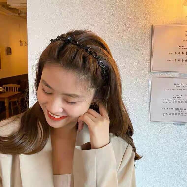 Double Bangs Hairstyle Hairpin